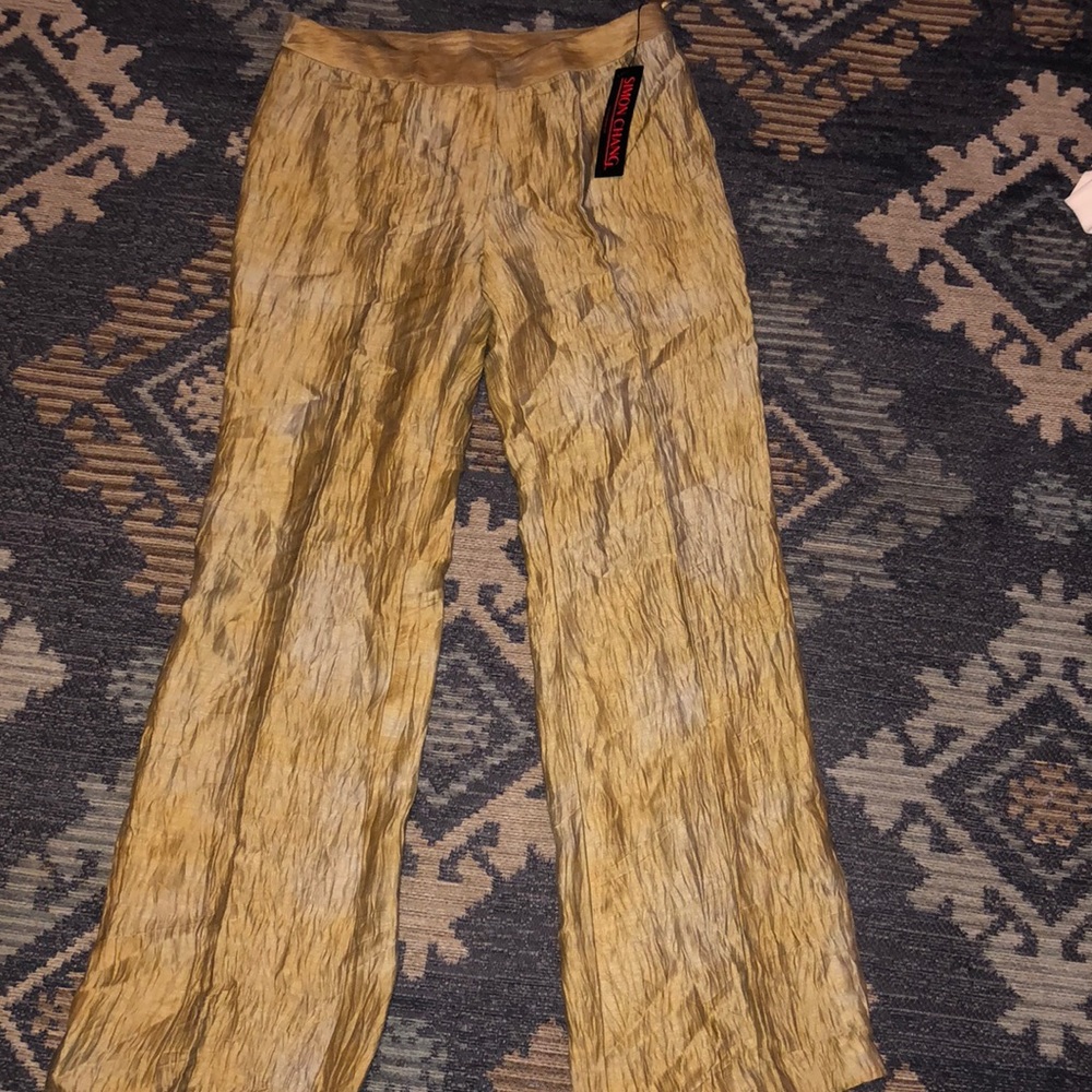 New with tags size 8 super trendy wide leg pants